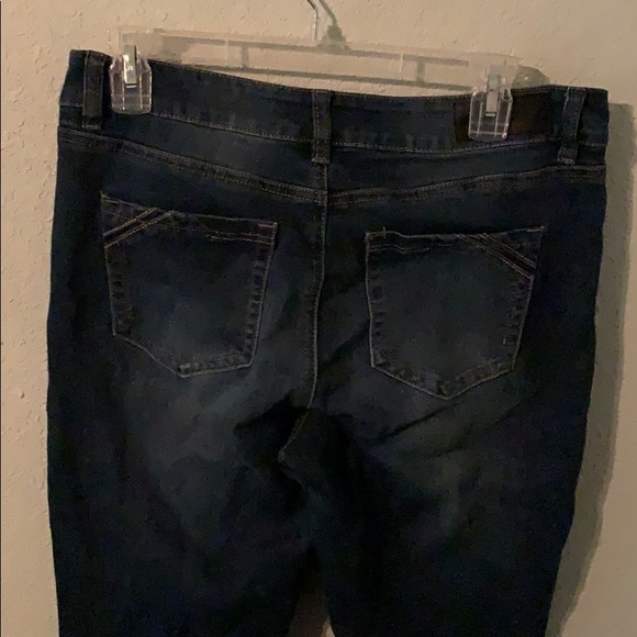 Jeans - Picture 6 of 8